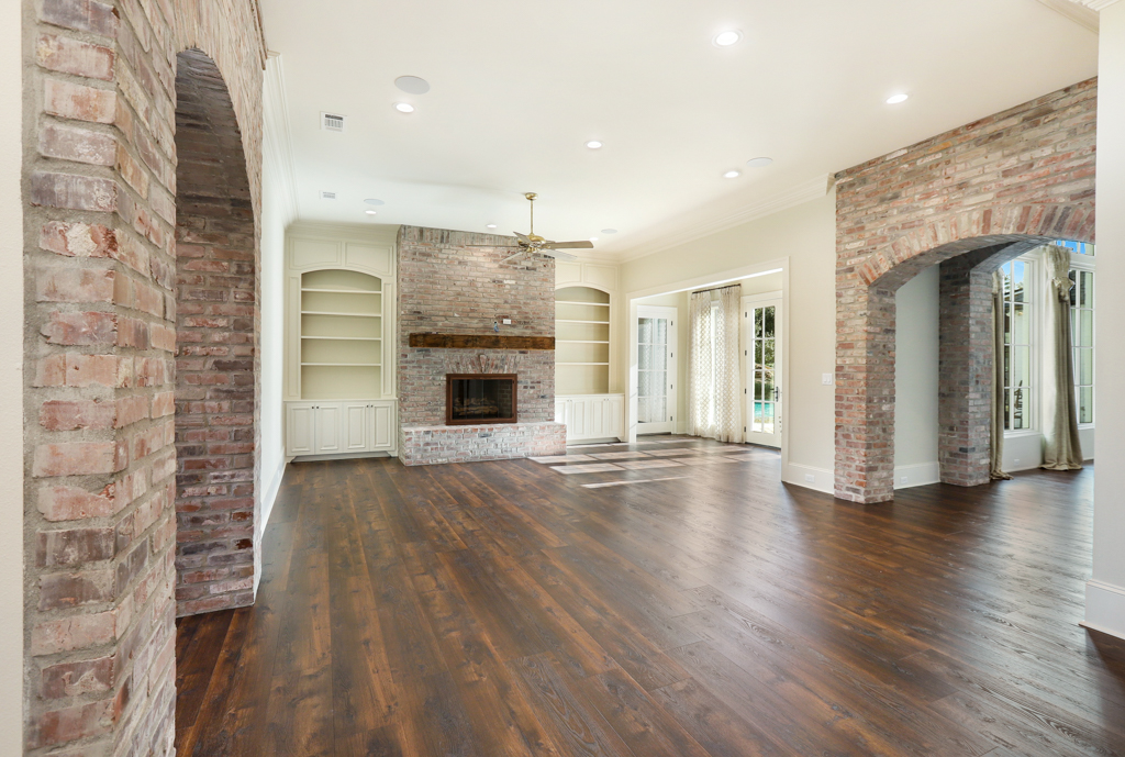 Missy Court - Image 10